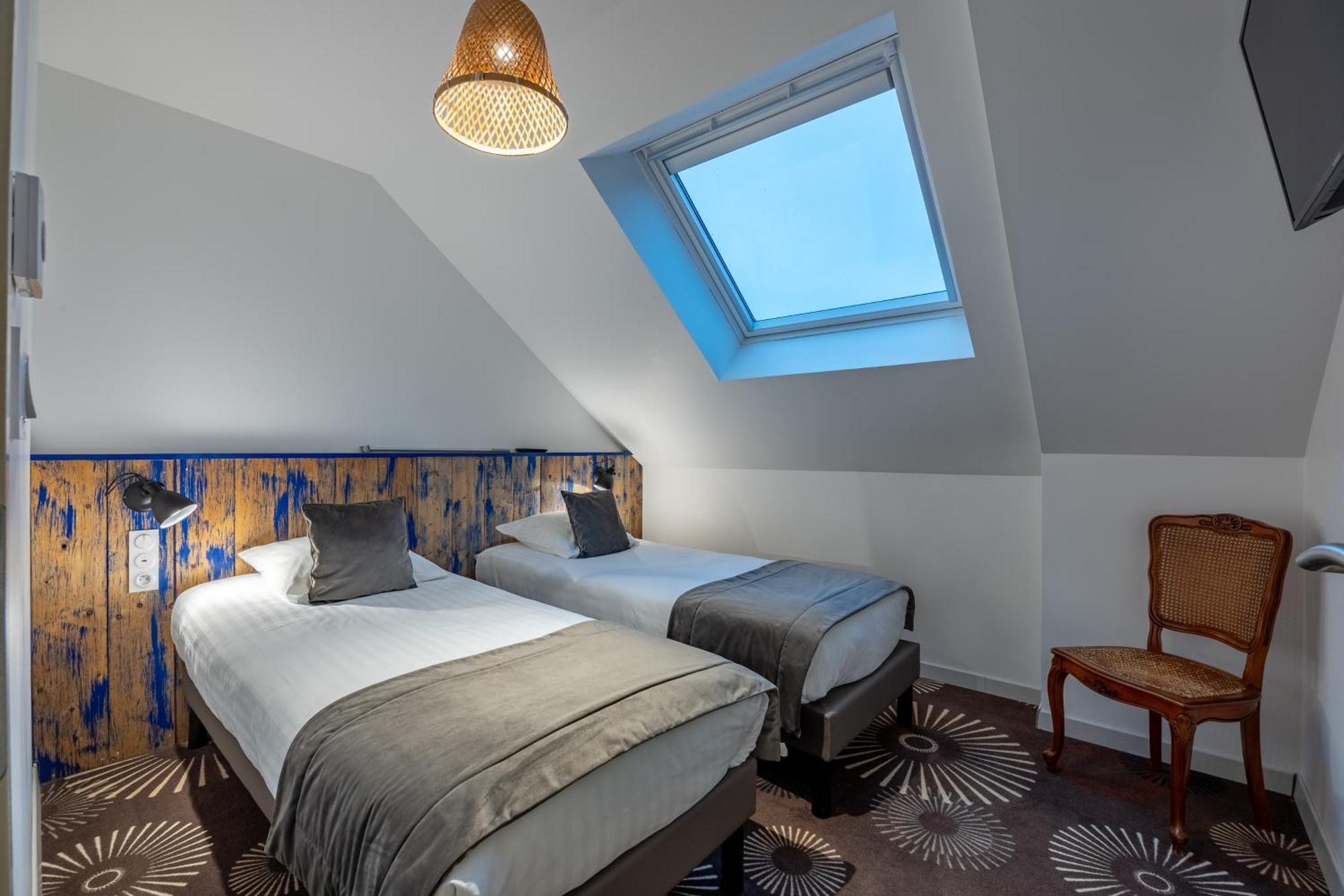 Logis Du Grand Pin Apartment Saint-Martin-des-Entrees ภายนอก รูปภาพ