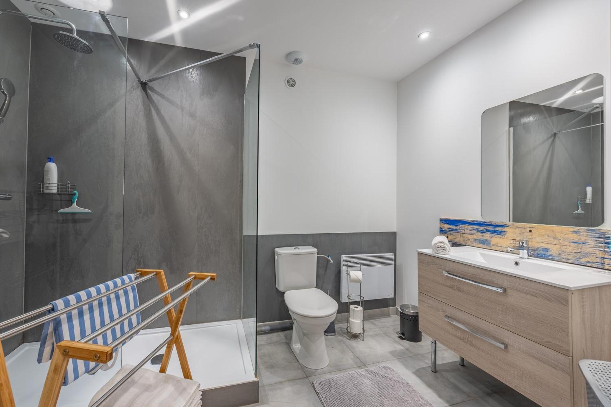 Logis Du Grand Pin Apartment Saint-Martin-des-Entrees ภายนอก รูปภาพ
