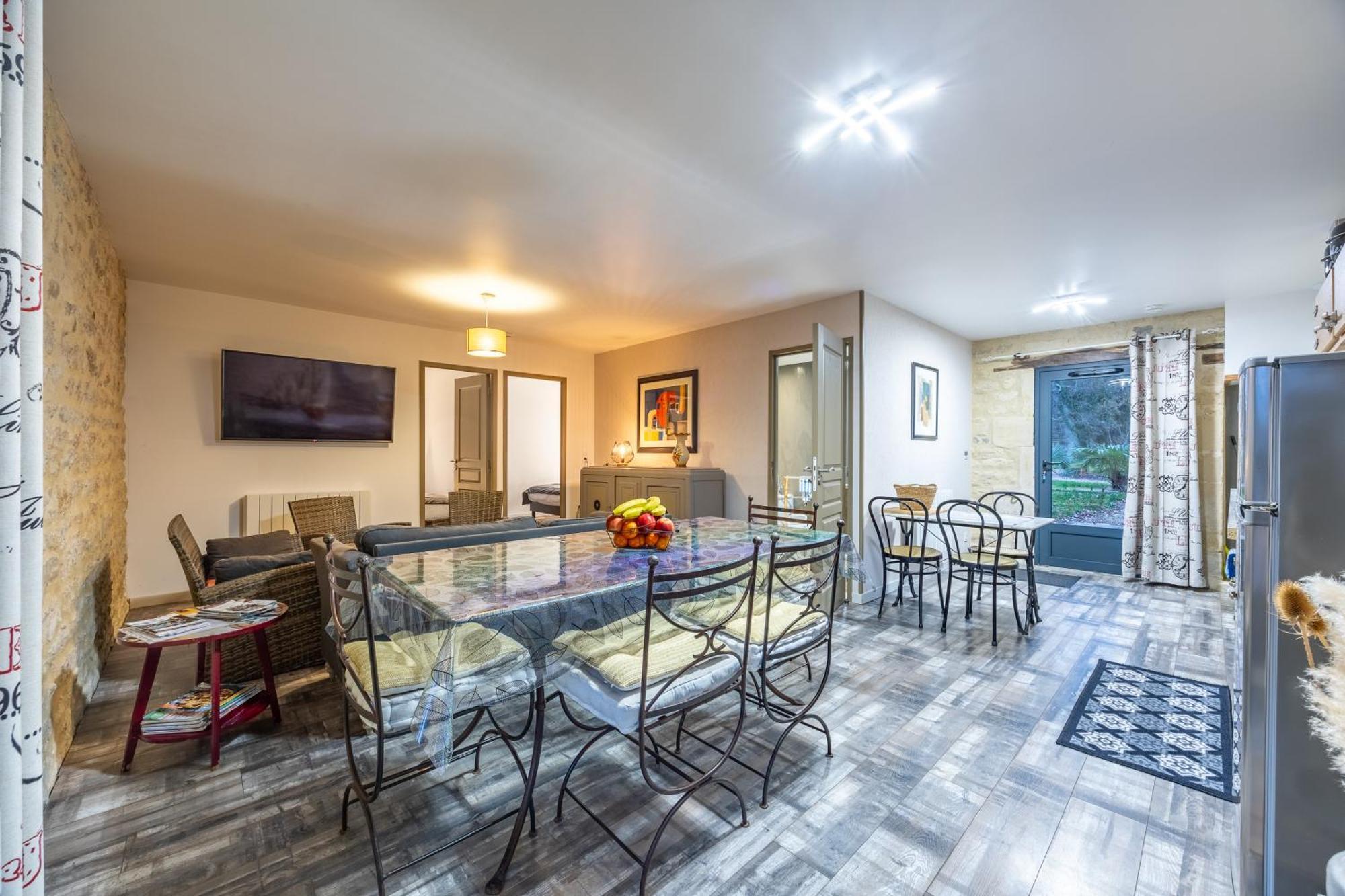 Logis Du Grand Pin Apartment Saint-Martin-des-Entrees ภายนอก รูปภาพ
